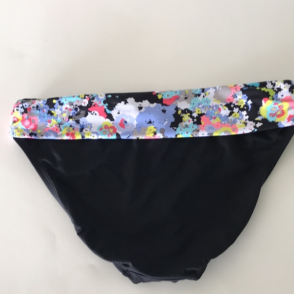 Kenneth Cole Reaction swim bottom size S NWT - Picture 3 of 6